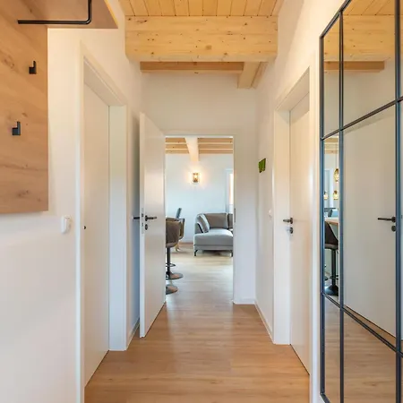 Huus Lindboom * Kating